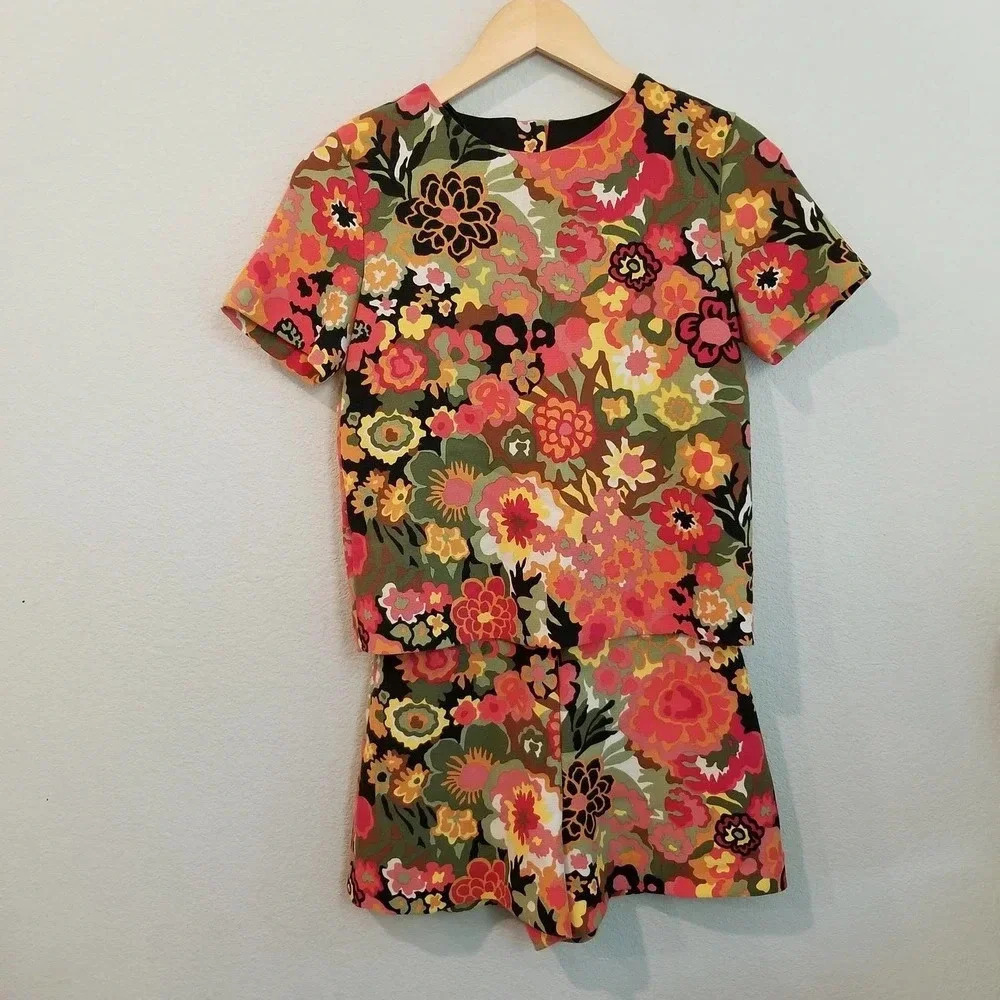 Zara Trafaluc Women's Floral Romper Size XS Button Key Hole - Picture 3 of 10